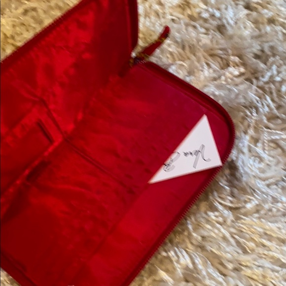 Vera Bradley - NWOT wristlet/wallet - Picture 7 of 7